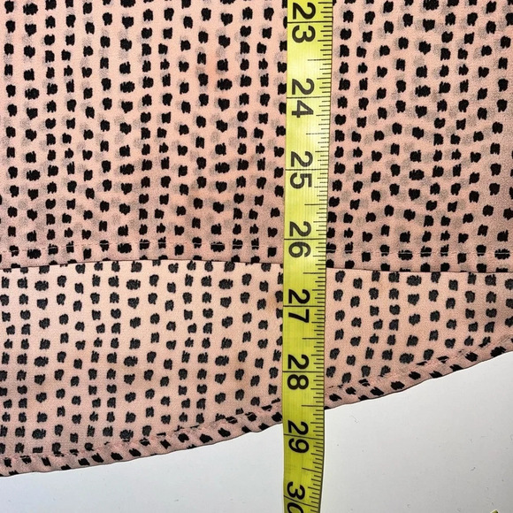 Maurices Tan & Black Dotted Cheetah Print Tie Sleeve Tunic Blouse Small Women’s - Picture 8 of 11